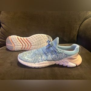 Nike Free Run 5.0 - Size 8.5M